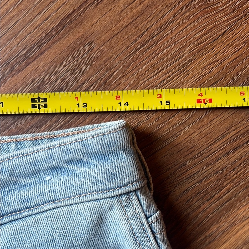 W28 L27 - Hollister Light Wash Blue Straight Leg Jeans - 7R - Picture 7 of 11